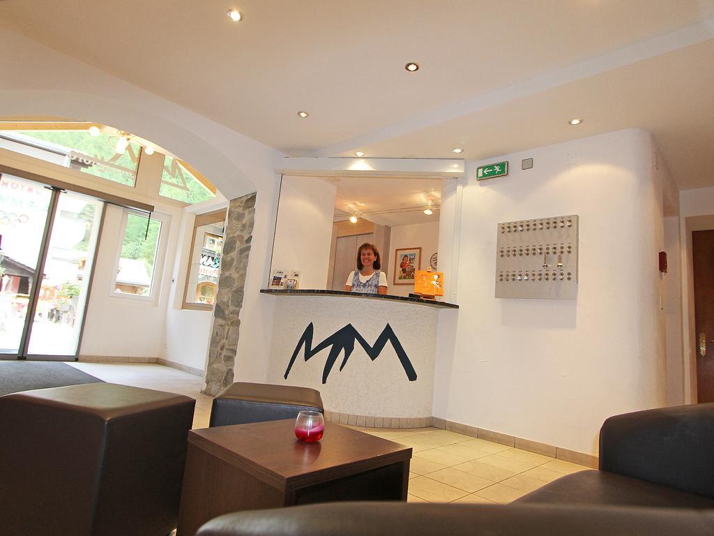 Hotel Monte-Moro Saas-Almagell Exterior photo